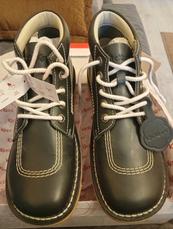 Elbląg Okazja!! sprzedam damskie botki skórzane Kickers nowe nie uzywane w oryginalnym kartonie buty unisex dla