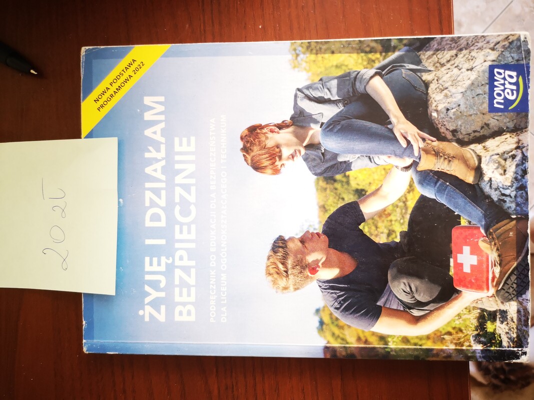 Elbląg Dzień dobry.
Sprzedam podręczniki do klasy I technikum (z moich korzystałem w klasie I Zespołu Szkół