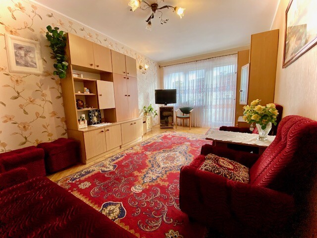 Elbląg Oferujemy na sprzedaż funkcjonalne mieszkanie 2-pokojowena 1 piętrze z balkonem, dwustronną wystawą