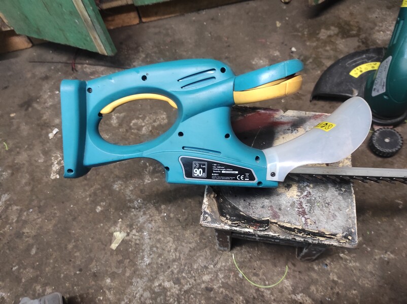 Elbląg sprzedam podkaszarki elektryczne na akumulator 18volt nowe po demonstracyjne sprawne brak akumulatora i