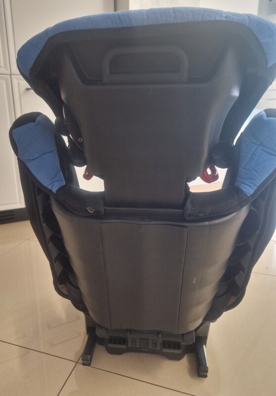 Elbląg Sprzedam fotelik samochodowy RECARO Monza Nova przeznaczony dla dzieci o wadze 15–36 kg (grupa 2/3) z