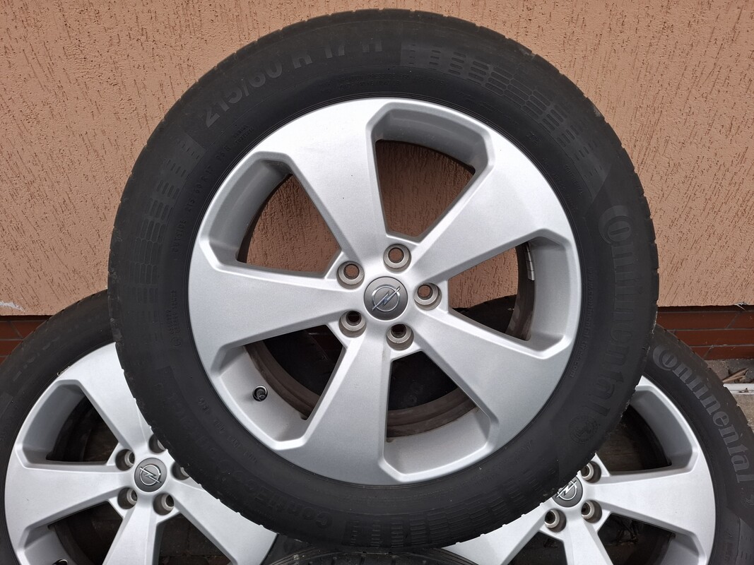 Elbląg Alufelgi z oponami letnimi Opel Mokka Astra 5x105 org.