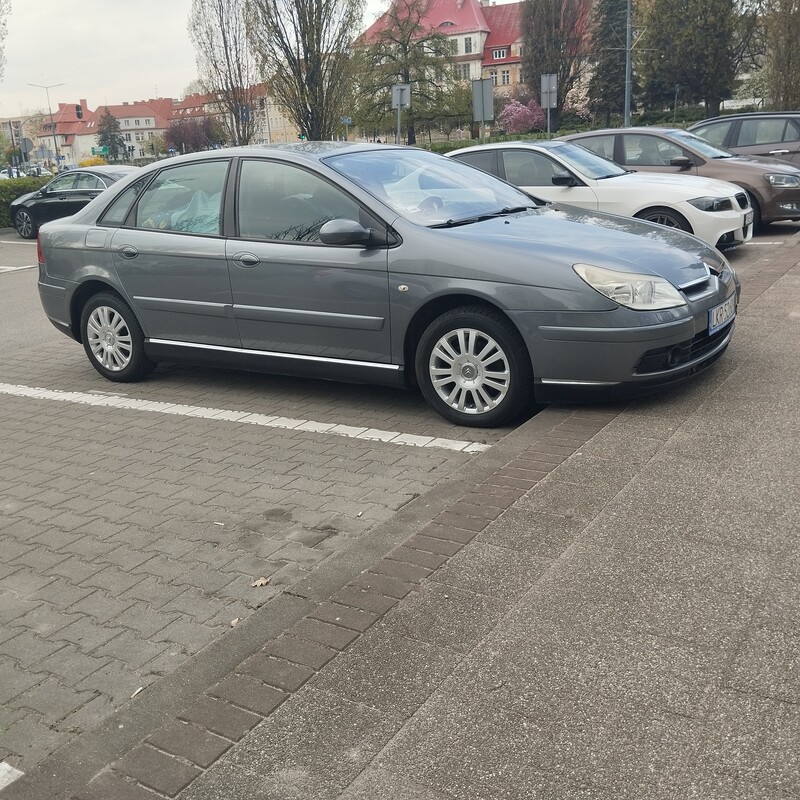 Elbląg Sprzedam Zadbanego i Bezwypadkowego
CITROENA C5 - DlESEL - 2.0 HDI,
Kolor - GRAFIT METALIC plus
Super