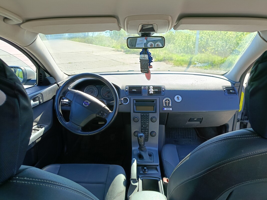 Elbląg Volvo V50,1.6 diesel. 2007r. 263 tys przebiegu. Wymieniony alternator, akumulator jeszcze na gwarancji. Opłaty