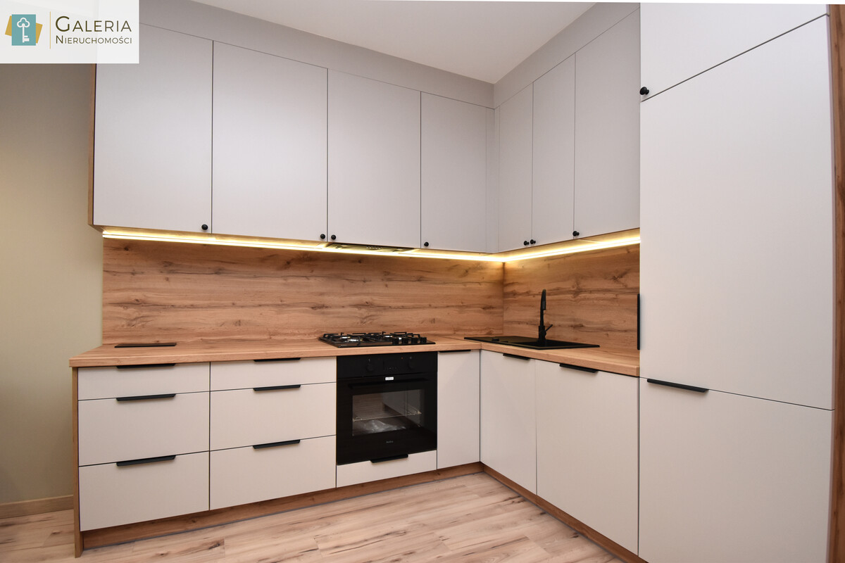 Elbląg GALERIA NIERUCHOMOŚCIZ pasji i miłości do nieruchomościNa sprzedaż: Klimatyczne mieszkanie - 2 pokoje przy