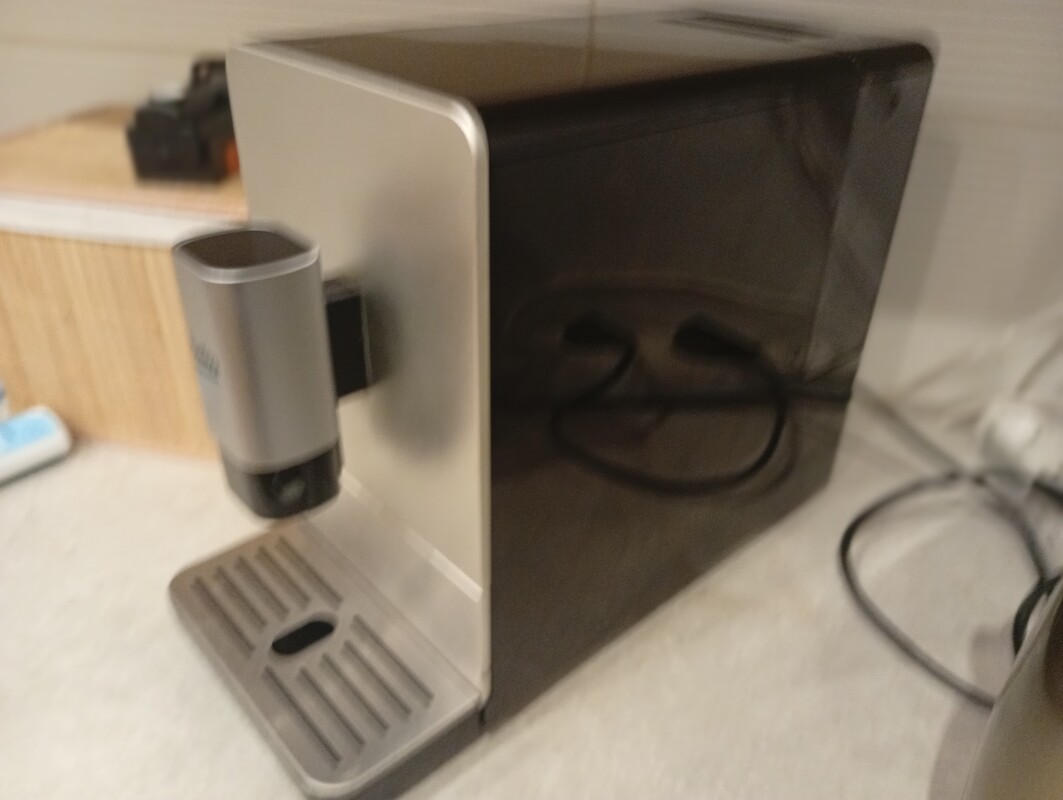 Elbląg sprzedam ekspres automatyczny do kawy Beko Ceg 5331x posiada młynek do chwili obecnej sprawny w tej chwili