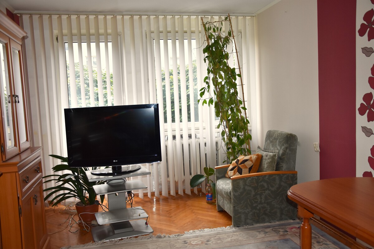 Elbląg ATUT NIERUCHOMOŚCI POLECA:Dwupokojowe mieszkanie w bloku na parterze, idealne dla osób starszych, młodej