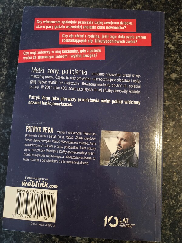 Elbląg Sprzedam książki ze zdjęcia, stan idealny, przeczytane raz. Potrzebuję miejsca na półkach.