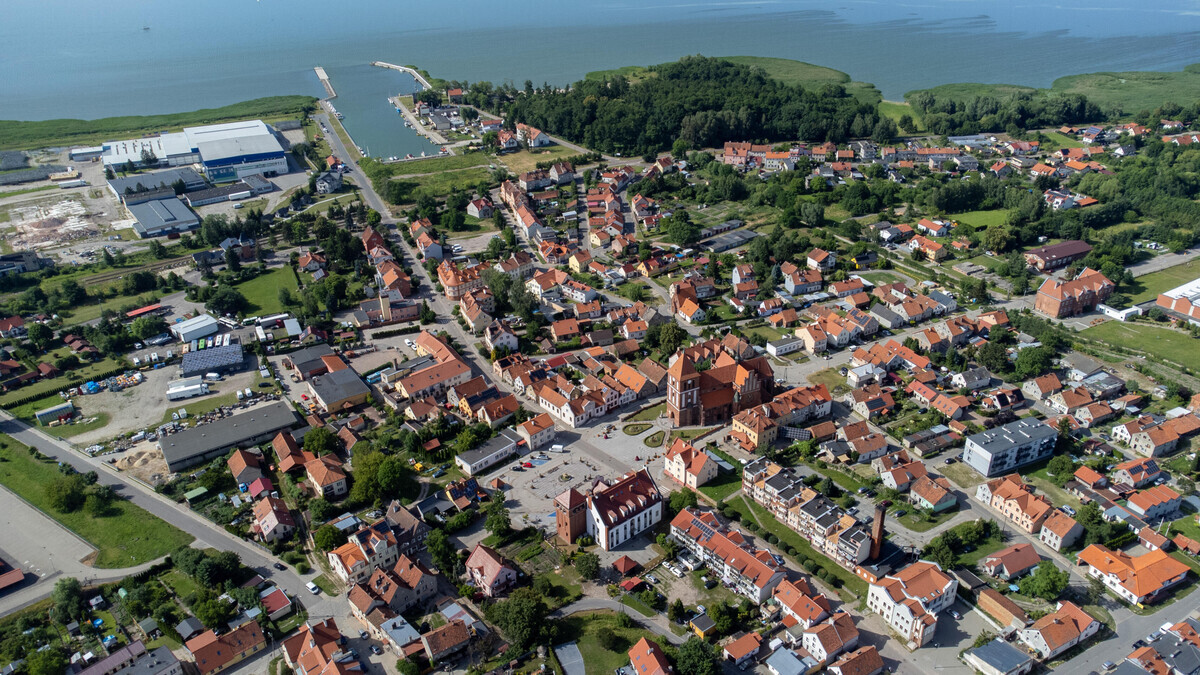 Elbląg &nbsp; TO MY SPRZEDAJEMYNIERUCHOMOŚCI W TYM MIEŚCIEBIURO NIERUCHOMOŚCIAMERICAN HOMEFOR SALE - POSIADŁOŚĆ -
