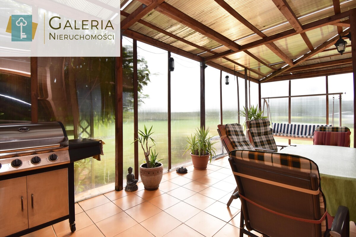 Elbląg GALERIA NIERUCHOMOŚCIZ pasji i miłości do nieruchomościNa sprzedaż: Atrakcyjny z ogromnym potencjałem dom z