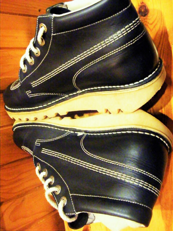 Elbląg Okazja!! sprzedam damskie botki skórzane Kickers nowe nie uzywane w oryginalnym kartonie buty unisex dla
