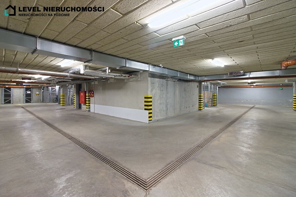 Elbląg LEVEL NIERUCHOMOŚCI Dwupoziomowy apartament z tarasemul. Stary Rynek NIERUCHOMOŚCI NA POZIOMIE