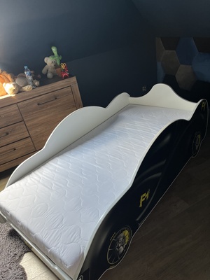 Elbląg Sprzedam łóżko dla chłopca wraz z materacem, 
Wymiary łóżka 190x96,materac 180x90
Cena 450