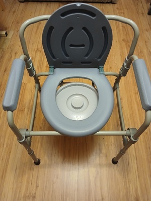 Elbląg Do sprzedania mam widoczne na zdjęciach krzesło toaletowe.
Max 125kg. Solidne, mocne, antypoślizgowe,