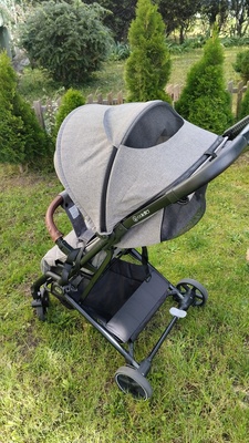 Elbląg Sprzedam w stanie bardzo dobrym po jednym dziecku wózek spacerowy Coletto Maya Automatic. Wózek lekki, około 5