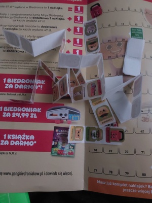 Elbląg Mam 50 naklejek z biedronki Gank biedroniaków do wymiany na kawę rozpuszczalną Nescafe Crema 300 gram