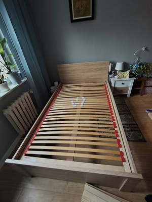 Elbląg Sprzedam Łóżko 120x200 w komplecie z dobrej jakości materacem, stan całości bardzo dobry.