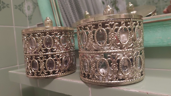 Elbląg Piękne dwie szkatułki na drobiazgi.