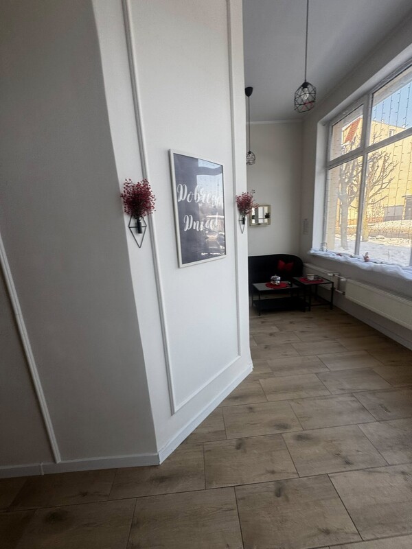 Elbląg 🌟 Wyjątkowa okazja – Wynajmij przestronną połowę salonu w samym centrum miasta! 🌟Idealne