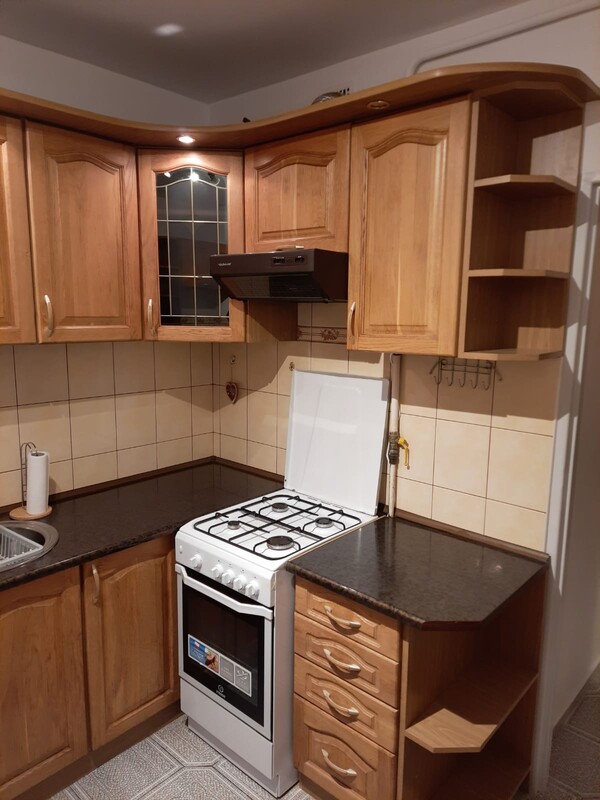 Elbląg 🏡 Do wynajęcia duża, przestronna kawalerka (36m2) z balkonem! 🌟