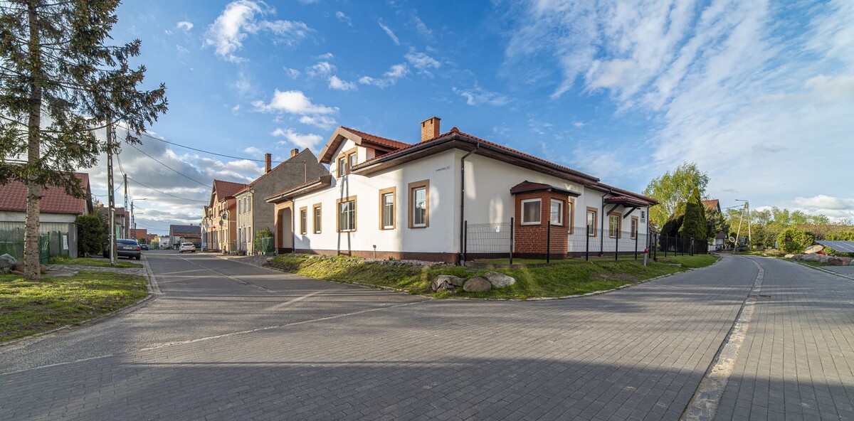 Elbląg AS NIERUCHOMOŚCI POLECAATRAKCYJNY DOM W TOLKMICKUSUPER CENA TYLKO 3644 zł za