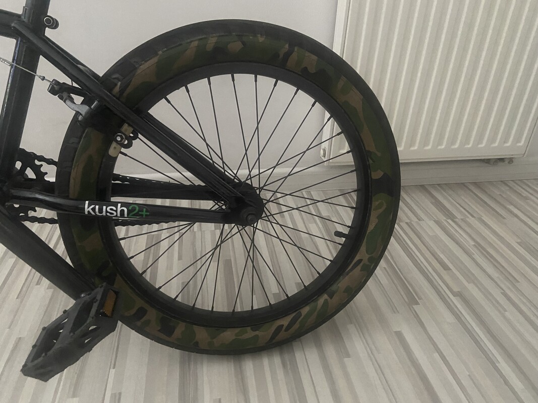 Elbląg Dziecięcy lub Młodzieżowy
Sprzedam solidny BMX Kush 2+ 20, idealny do trików, skateparku i jazdy street. Rower