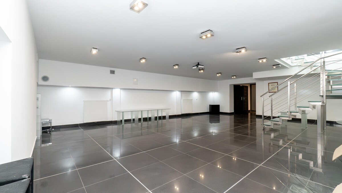 Elbląg TO MY SPRZEDAJEMYNIERUCHOMOŚCI W TYM MIEŚCIEBIURO NIERUCHOMOŚCIAMERICAN HOMEWYNAJMĘ - LOKAL - STARE MIASTO