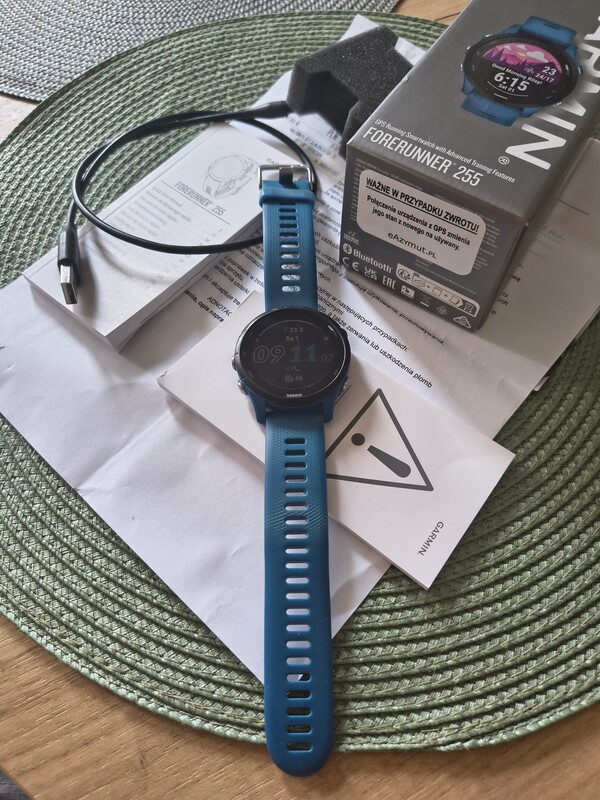 Elbląg Sprzedam Garmin Forerunner 255 stan bardzo dobry. Zestaw zawiera:
-Zegarek
-Pudełko
-Kabel
-Nowy pasek kolor