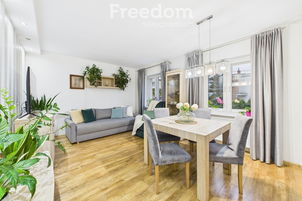 Elbląg FREEDOM NIERUCHOMOŚCISprzedam mieszkanie - Elbląg, Pabianicka. Na sprzedaż 3 pokojowe mieszkanie z