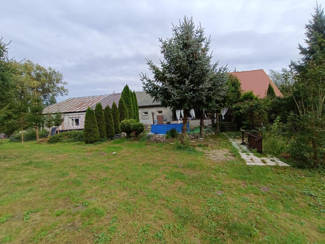 Elbląg GALERIA NIERUCHOMOŚCIZ pasji i miłości do nieruchomościNa sprzedaż: Dom z dużą działką w