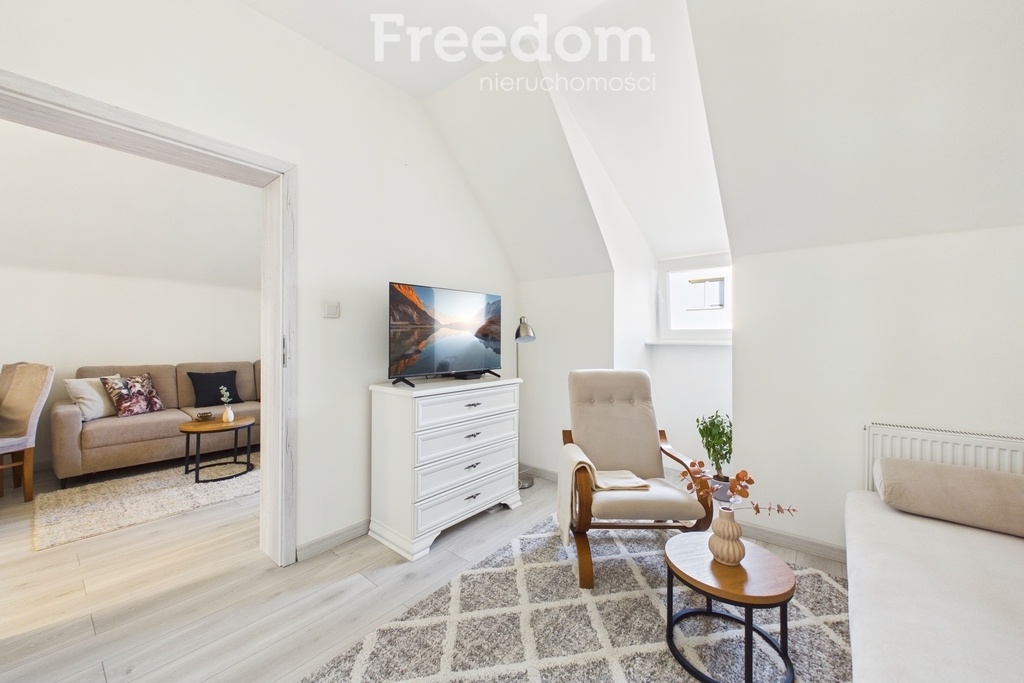 Elbląg FREEDOM NIERUCHOMOŚCISprzedam mieszkanie - Elbląg, Pionierska. Na sprzedaż przytulne mieszkanie położone