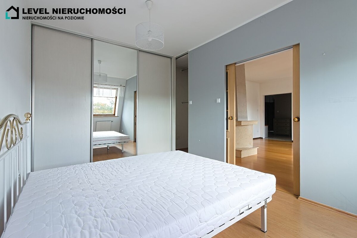 Elbląg LEVEL NIERUCHOMOŚCI Duże mieszkanie czteropokojowe ul. Powstańców Warszawskich,