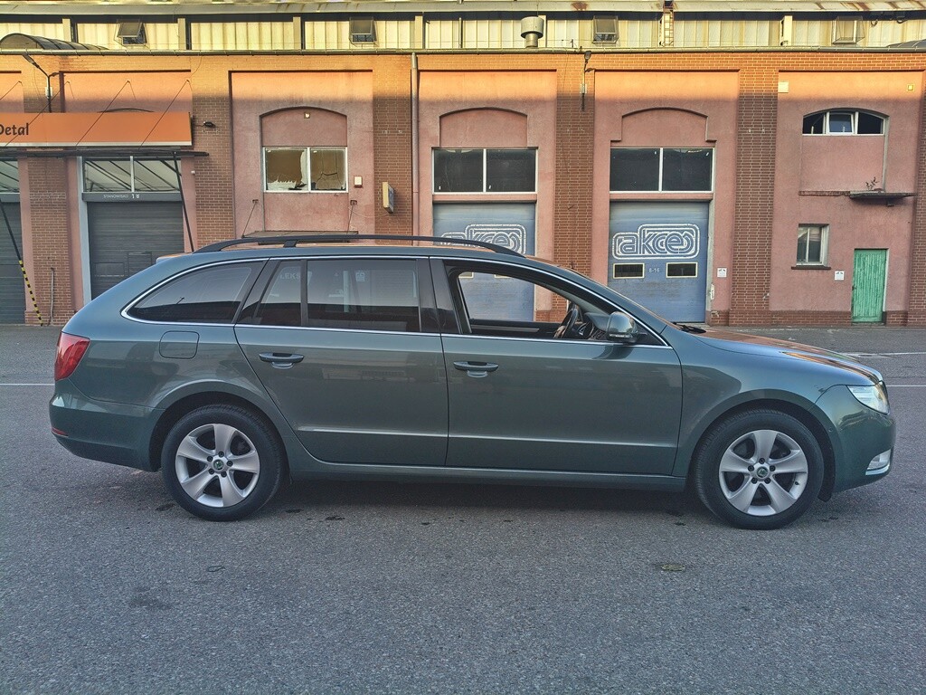Elbląg SKODA SUPERB Silnik : 2.0 140KM Wersja : EXCLUSIVE