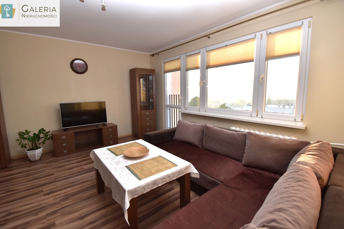 Elbląg GALERIA NIERUCHOMOŚCIZ pasji i miłości do nieruchomościNa sprzedaż: Kawalerka- trzecie piętro Nad JaremUlica