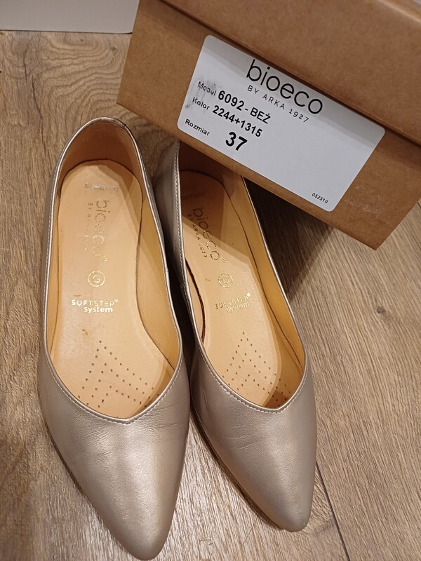Elbląg SPRZEDAM SKÓRZANE BUTY DAMSKIE BALERINY. MARKI BIOECO BY ARKA, rozmiar 37,na szczupłą stopę,