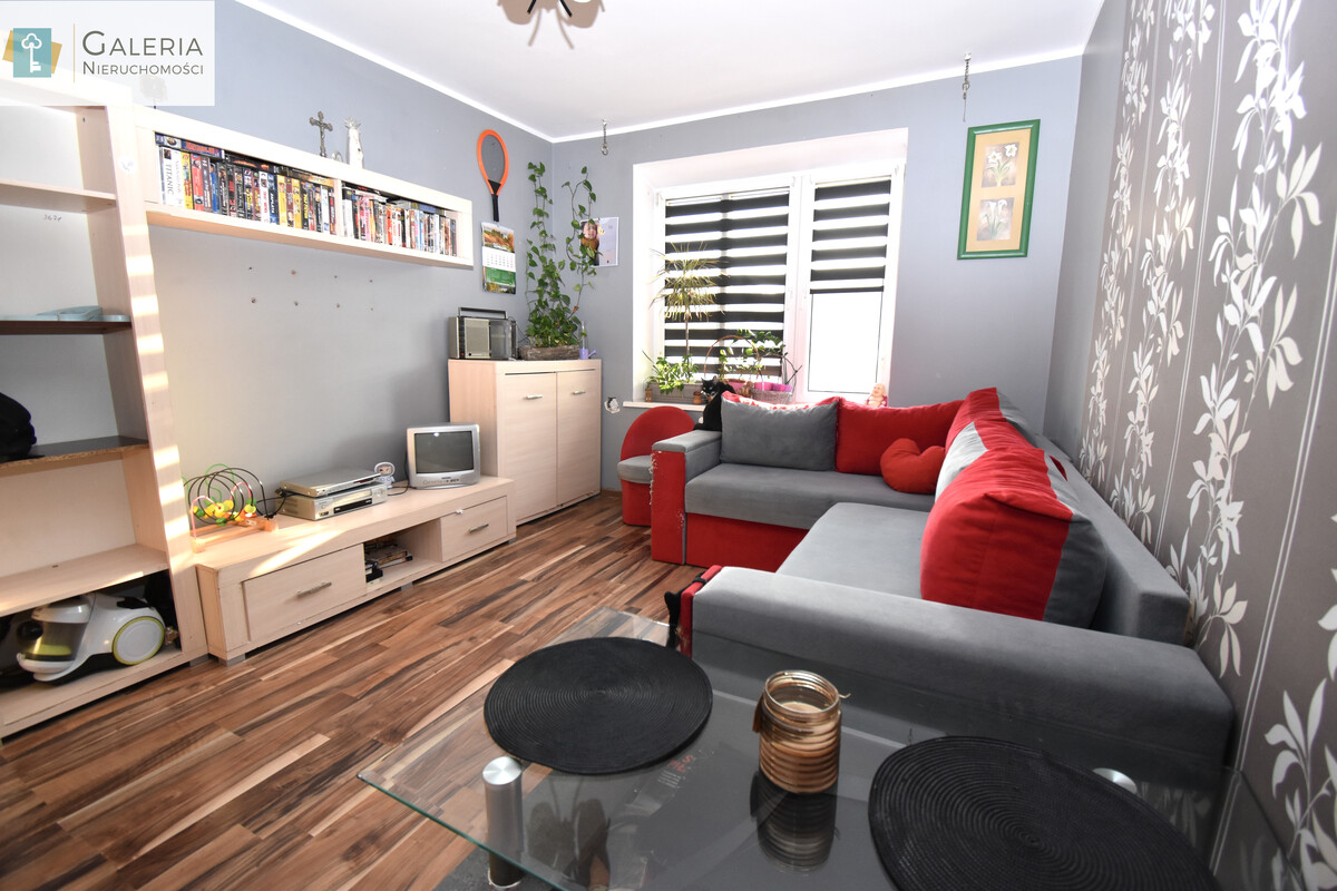 Elbląg GALERIA NIERUCHOMOŚCIZ pasji i miłości do nieruchomościNa sprzedaż: Trzy pokojowe mieszkanie na parterze z