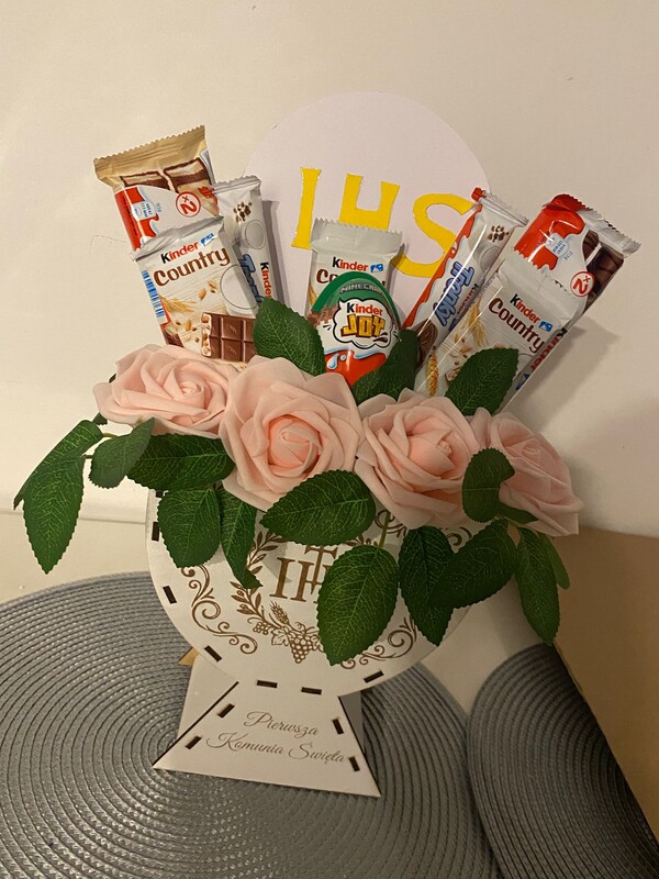 Elbląg 🌸✨ Flower box / słodki bukiet na Komunię ✨🌸
Ręcznie wykonana dekoracja z