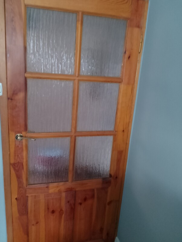 Elbląg Sprzedam drzwi wewnętrzne sosnowe lakierowane 80cm prawe wysokość 195cm