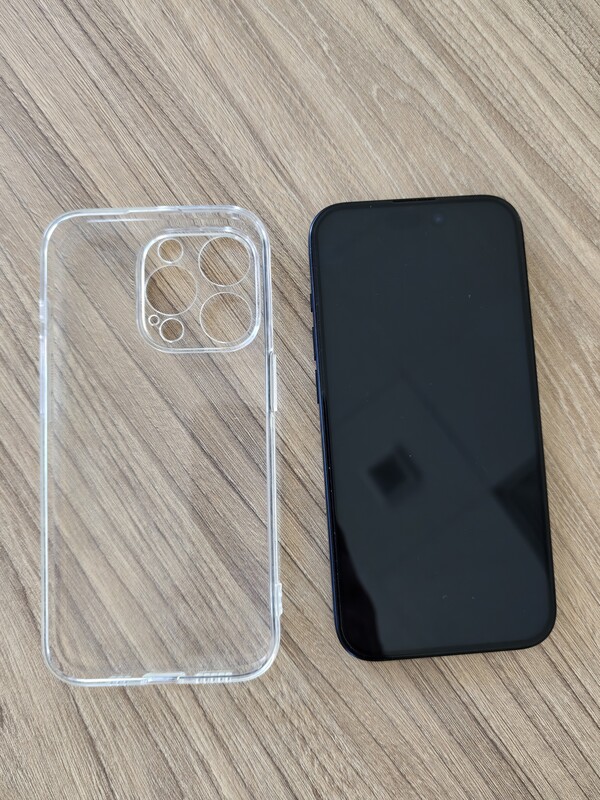 Elbląg iPhone 15 pro 256gb
Stan wizualny bardzo dobry, ekran i tył smartfona bez rys i zadrapań.
Oryginalna bateria -