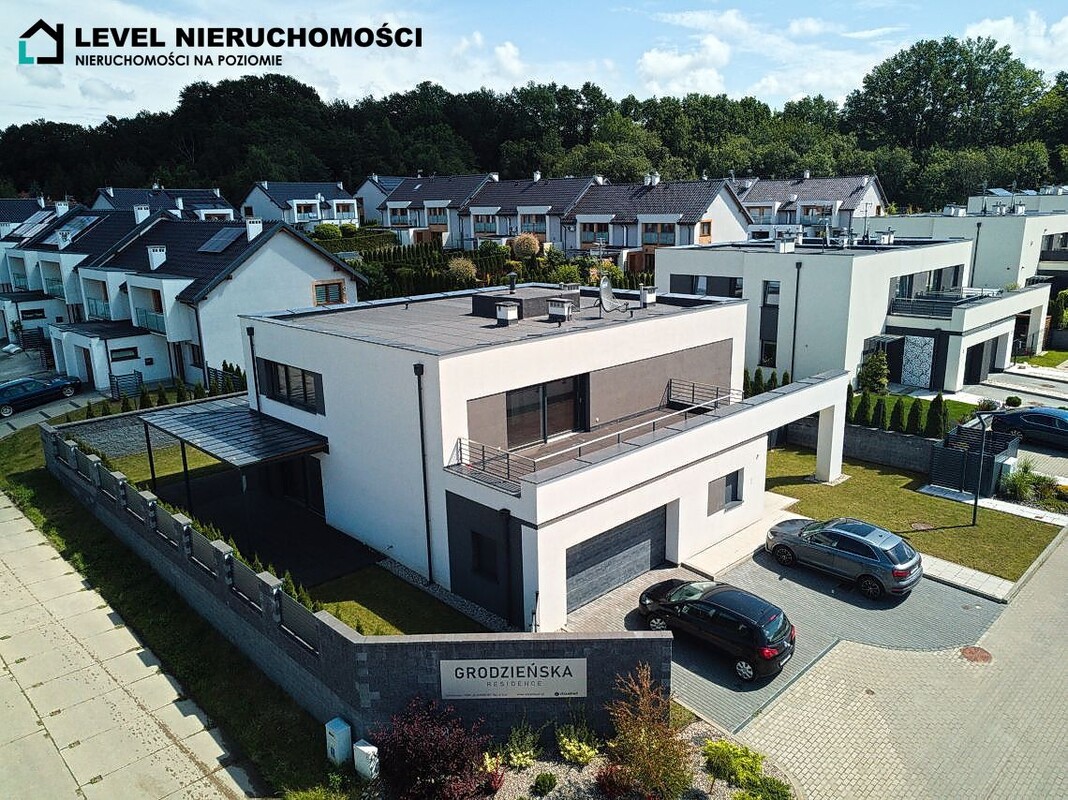 Elbląg LEVEL NIERUCHOMOŚCI Jedyny taki dom w Elblągu254,10 m2 ul. Grodzieńska NIERUCHOMOŚCI NA