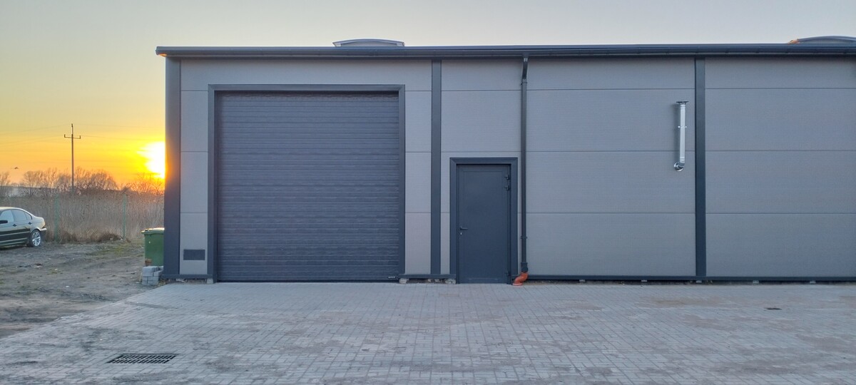 Elbląg Wynajmę Nową Halę Usługową lub Magazynową 100m2 ElblągWysoki standard Świetliki dachoweHala z płyty