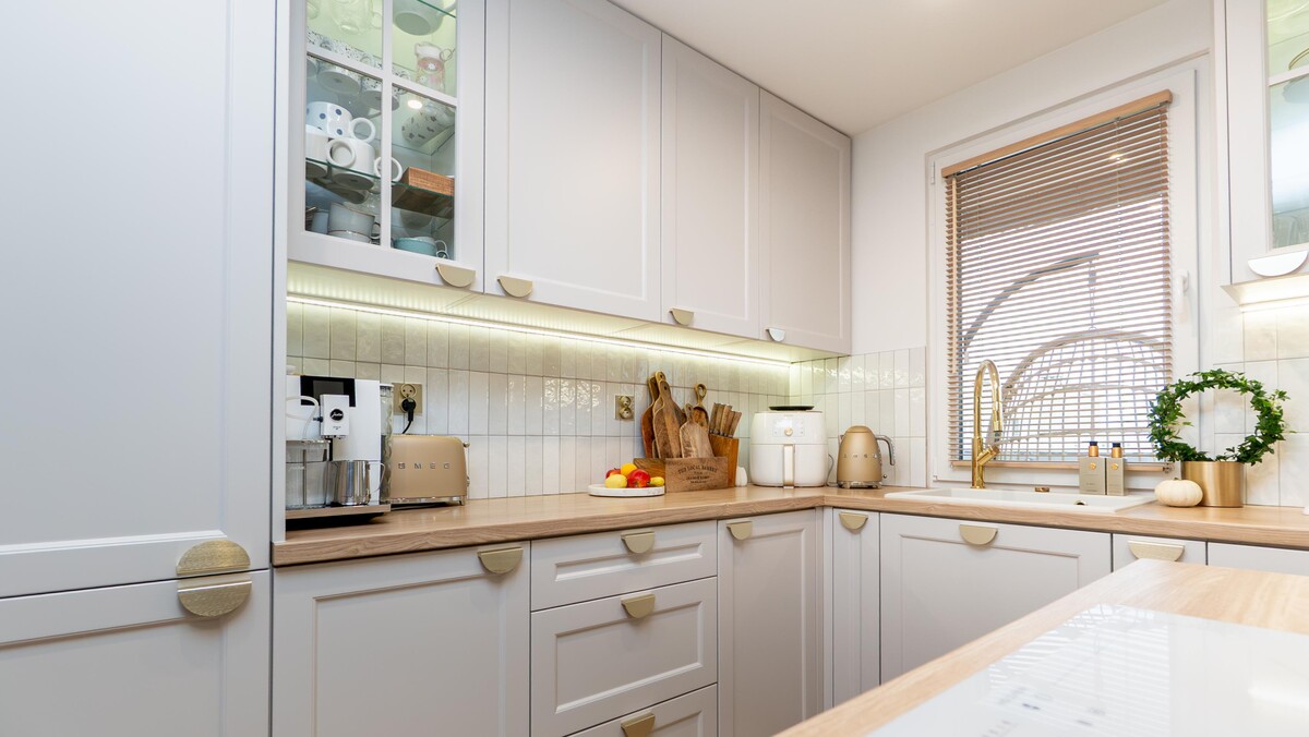 Elbląg TO MY SPRZEDAJEMYNIERUCHOMOŚCI W TYM MIEŚCIEBIURO NIERUCHOMOŚCIAMERICAN HOMEFOR SALE - 3 POKOJE -