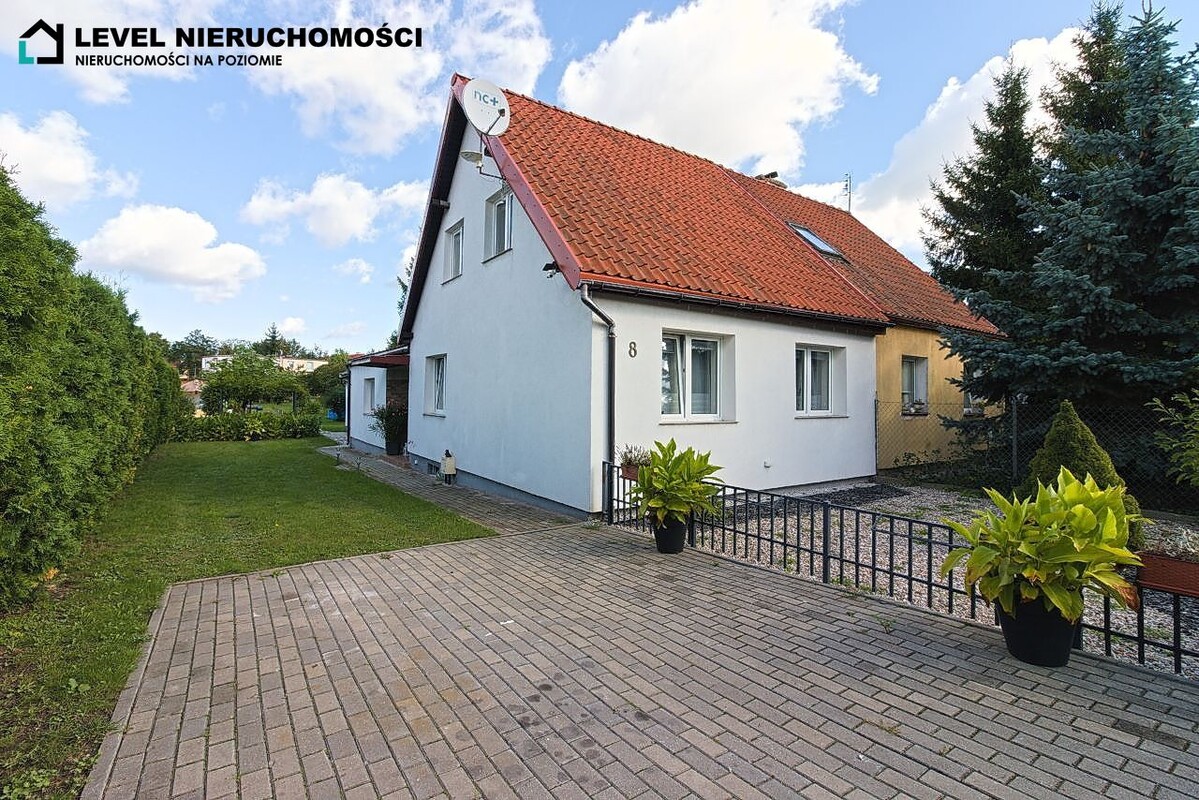Elbląg LEVEL NIERUCHOMOŚCI Dom w mieście z dużą działką ul. Idzikowskiego