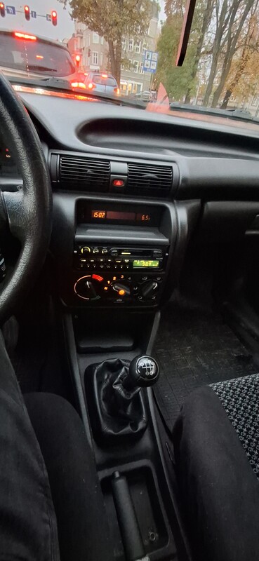 Elbląg Opel Astra 1.4 KAT stan kolekcjonerski.
Przebieg 110tys km.
Jedyny taki egzemplarz.