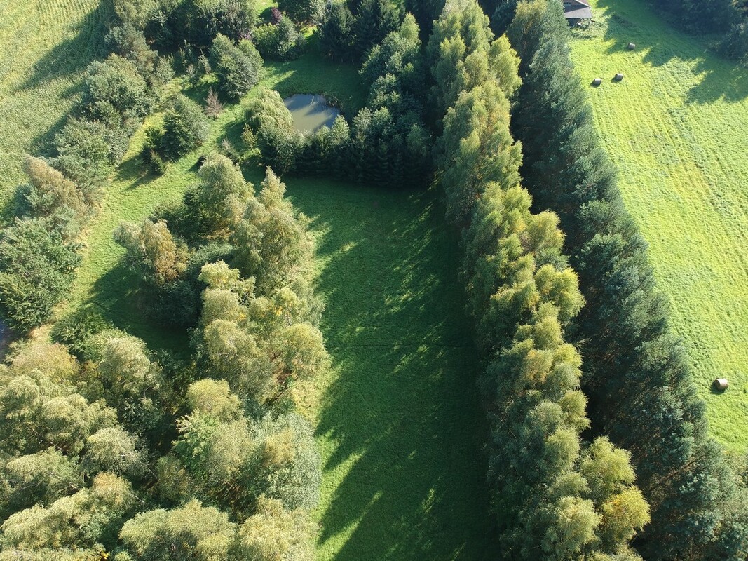 Elbląg BIURO NIERUCHOMOŚCISZULC& SZULCDziałka budowlana - Kamiennik Wielki, gmina MilejewoPowierzchnia - 3034 m2Na