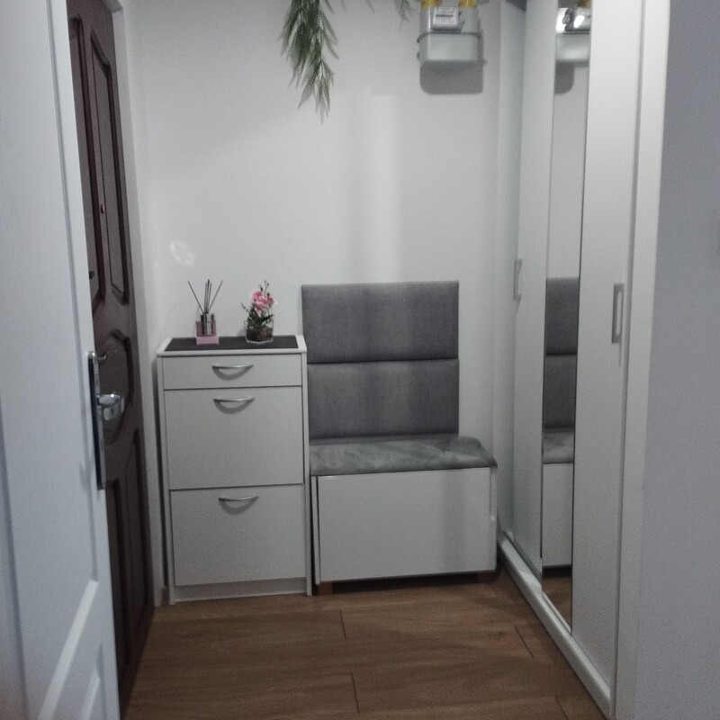 Elbląg Do wynajęcia kawalerka o pow. 35m. Mieszkanie położone na parterze w 4-piętrowym budynku przy ul. Robotniczej