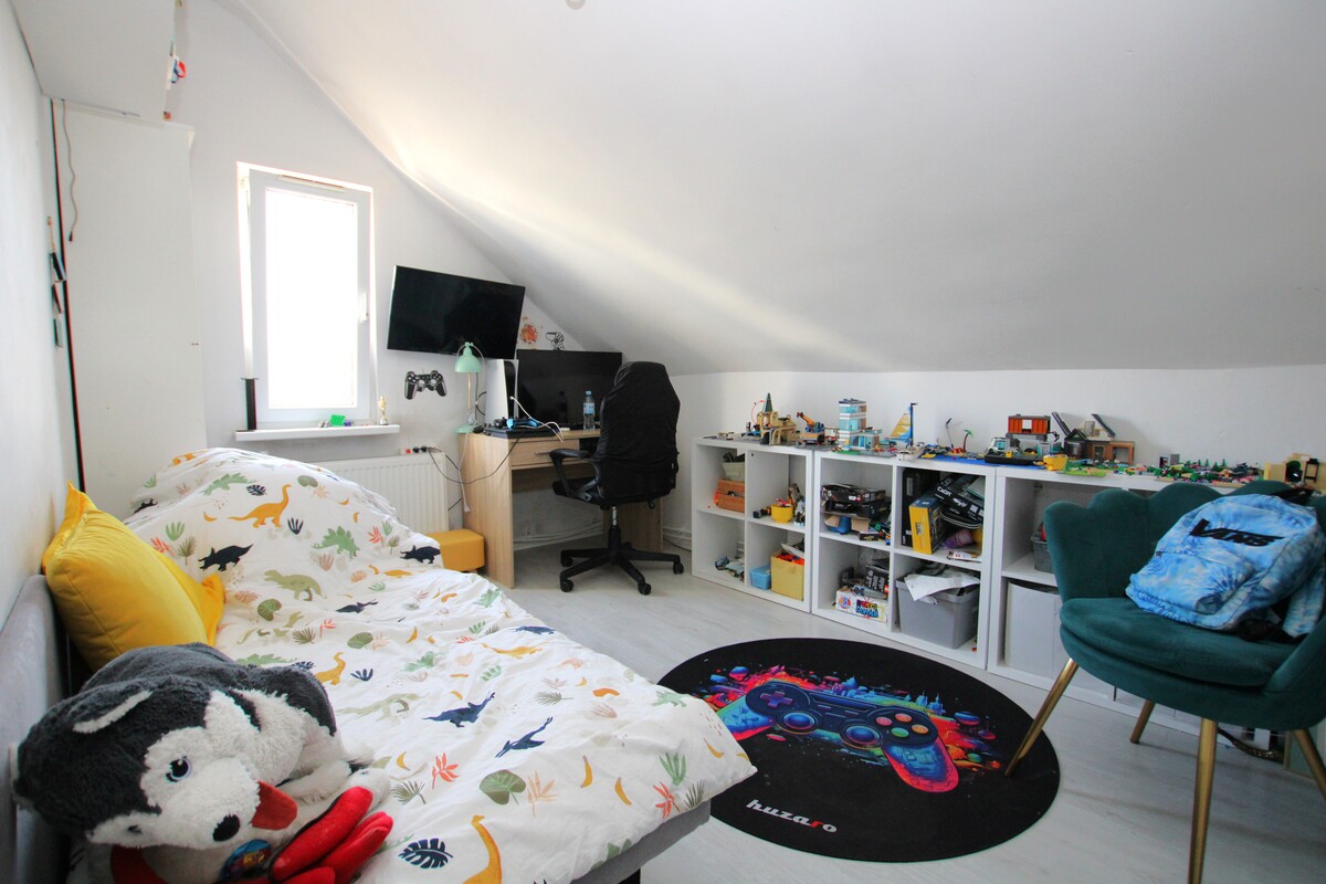 Elbląg NIERUCHOMOŚCI ANNA KRASZEWSKA Mieszkanie 5-pokojowe z ogródkiem przy budynku ul. Niska NOWA