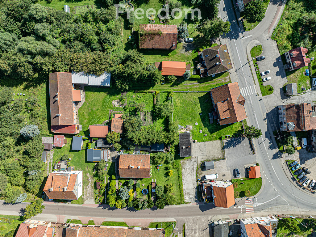 Elbląg FREEDOM NIERUCHOMOŚCISprzedam dom - Młynary, Dworcowa. Na sprzedaż dom wolnostojący położony w spokojnej i