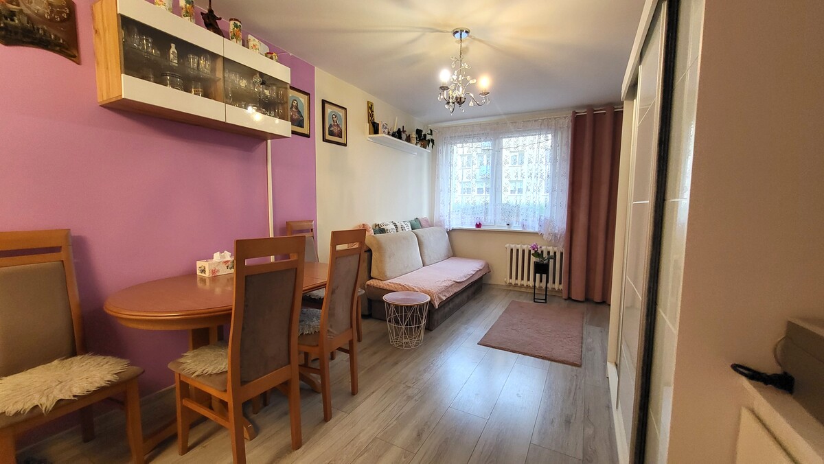 Elbląg KWADRAT NIERUCHOMOŚCI2 pokojeparterpo remonciemedia z miastaSM Sielanka - centrum miasta