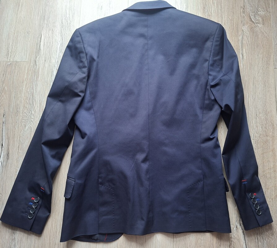 Elbląg Marynarka rozm 46/176/82 pasuje na 170 cm
Sprzedam ubraną 2 razy marynarkę. Syn szybko wyrósł. Piękny, ciemny